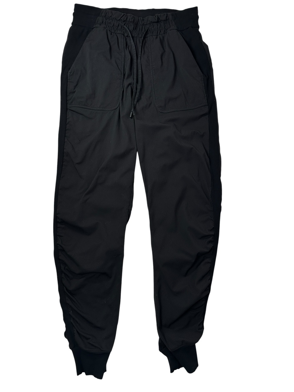 Lululemon Beyond the Studio Jogger
Black Size 6